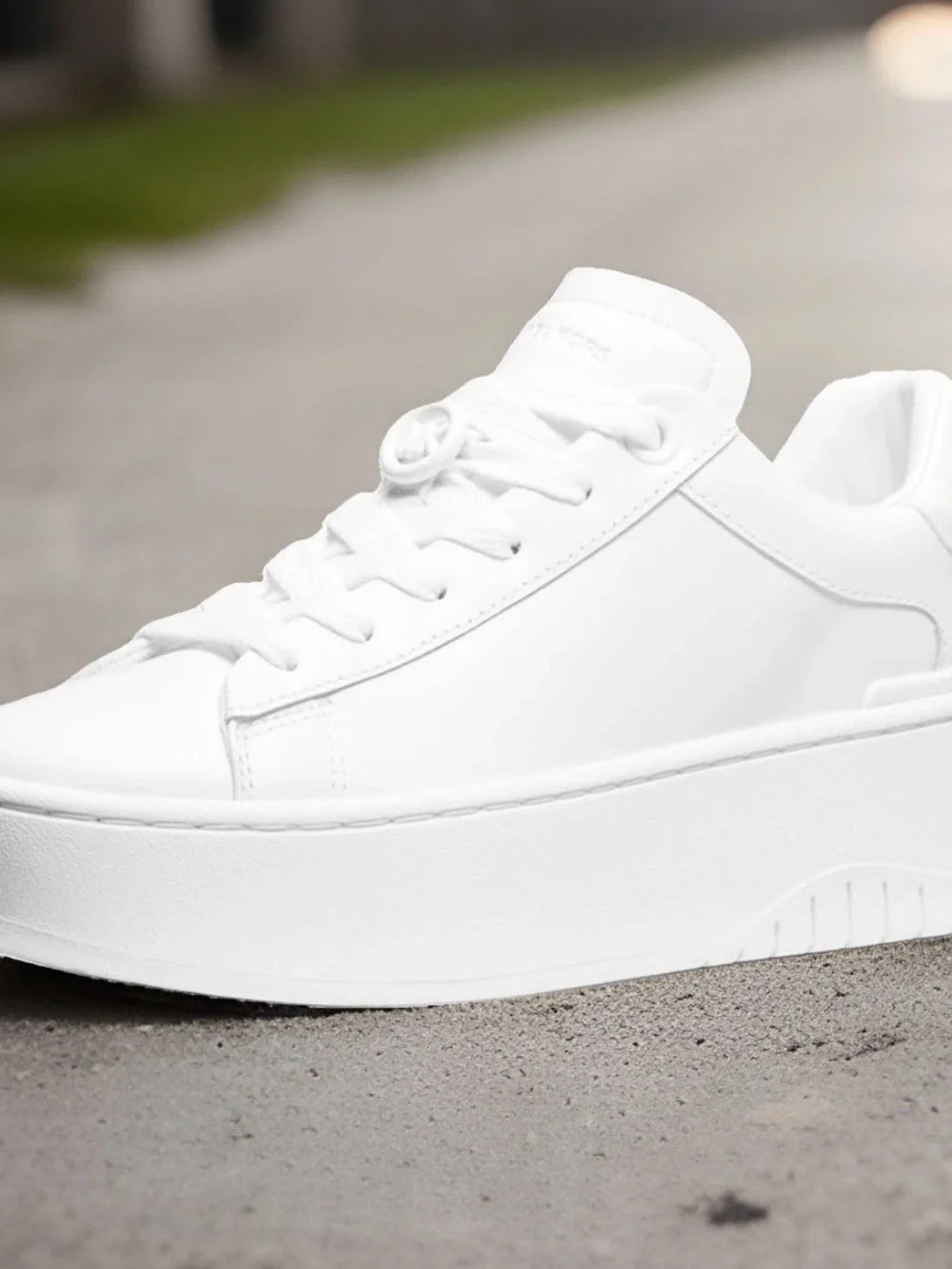 Michael Kors Leather Platform Optic White Sneakers Size 8 New